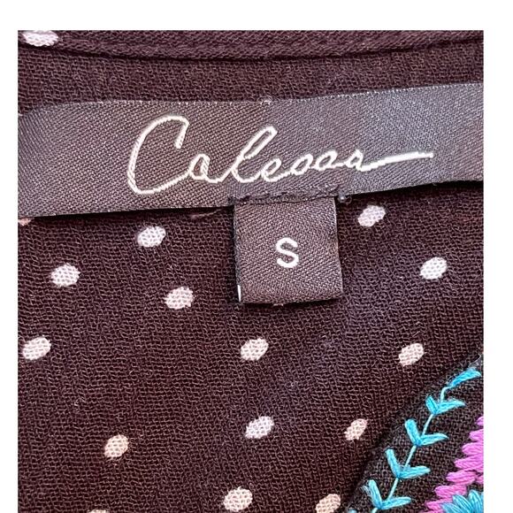 Calessa Women's Embroidered Hippie Chic Boho Island Print Tunic Size Small - Picture 4 of 8